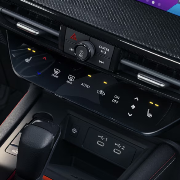 2025 Nissan Kicks climate controls