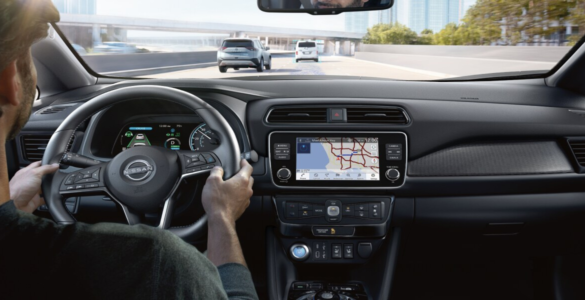 2025 Nissan LEAF's Interior Infotainment