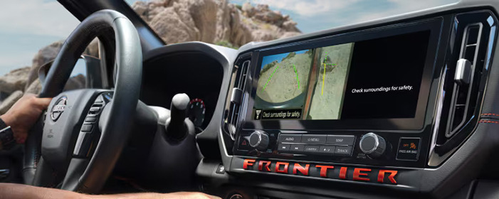 2025 Nissan Frontier Tech