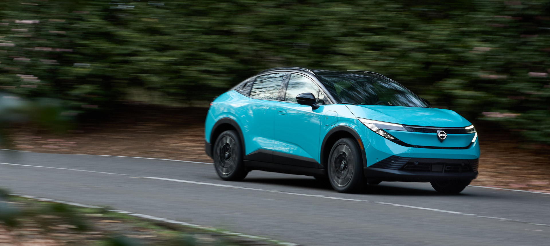 2026 Nissan LEAF Crossover Driving